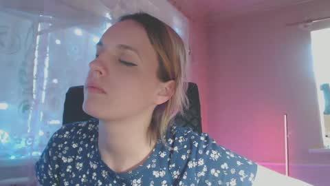 Snapshot of babymuro4ka chatting on 9, 3, 2025 Sonya online show from 9, 3, 2025