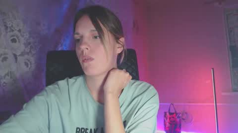 Snapshot of babymuro4ka chatting on 18, 9, 2025 Sonya online show from 18, 9, 2025