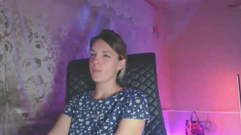 Snapshot of babymuro4ka chatting on 25, 9, 2025 Sonya online show from 25, 9, 2025