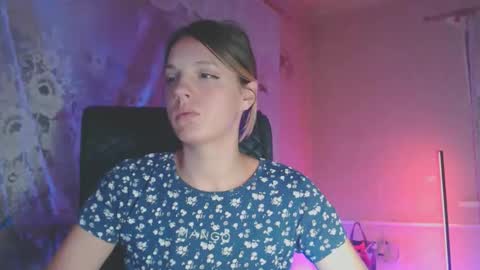 Snapshot of babymuro4ka chatting on 26, 9, 2025 Sonya online show from 26, 9, 2025