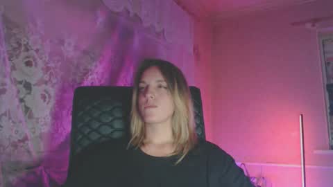 Snapshot of babymuro4ka chatting on 2, 10, 2025 Sonya online show from 2, 10, 2025