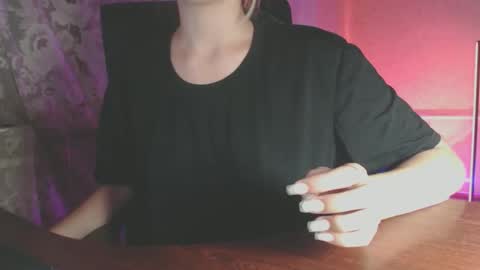 Snapshot of babymuro4ka chatting on 17, 10, 2025 Sonya online show from 17, 10, 2025