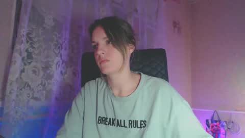 Snapshot of babymuro4ka chatting on 28, 11, 2025 Sonya online show from 28, 11, 2025