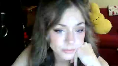 Snapshot of babyred23 chatting on 8, 10, 2025 BabyRed23 online show from 8, 10, 2025