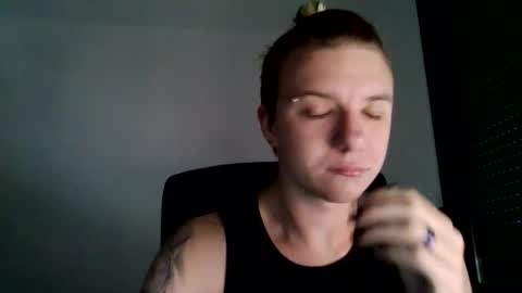 Snapshot of backuphoney chatting on 29, 10, 2025 Honey online show from 29, 10, 2025