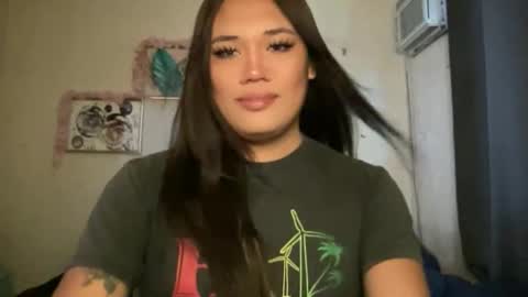 AMARA - FOLLOW ME AND THUMBS UP online show from 20, 3, 2026