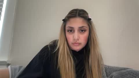 Snapshot of badbihdani18 chatting on 6, 6, 2026 badbihdani18 online show from 6, 6, 2026