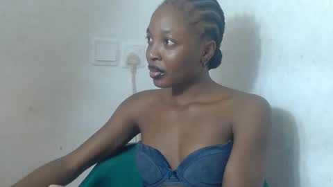 Snapshot of baddiebitchx chatting on 25, 6, 2026 baddiebitchx online show from 25, 6, 2026