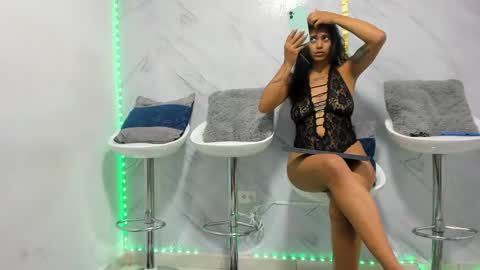 Snapshot of badgirls_000 chatting on 1, 2, 2025 candy and dayan online show from 1, 2, 2025