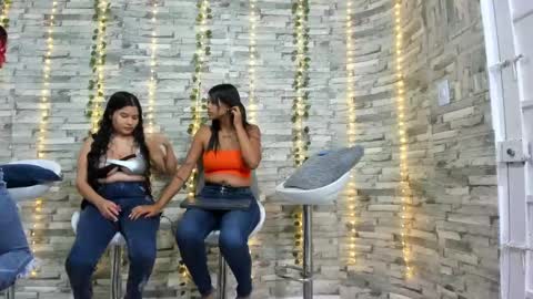 Snapshot of badgirls_000 chatting on 12, 3, 2025 candy and dayan online show from 12, 3, 2025