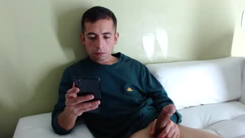 Snapshot of badguy707 chatting on 7, 12, 2024 badguy707 online show from 7, 12, 2024