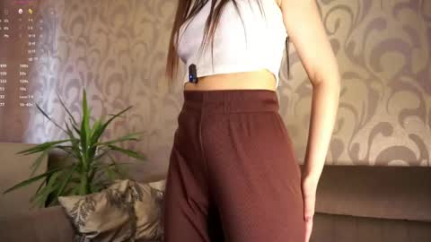 Snapshot of bae_miamor chatting on 9, 5, 2026 Hello my name is Ariella online show from 9, 5, 2026