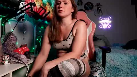 Bae Bae Blue online show from 18, 12, 2025