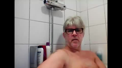 baggelina75 online show from 12, 2, 2025