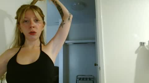 Snapshot of baleykins247 chatting on 11, 7, 2026 baleykins247 online show from 11, 7, 2026