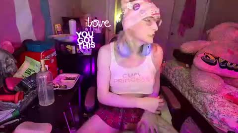 Snapshot of bambibimbosparkles chatting on 4, 7, 2026 Bambi Sparkles TS online show from 4, 7, 2026