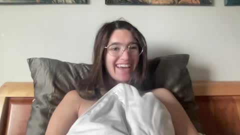 Snapshot of bambifarrina chatting on 12, 5, 2026 bambifarrina online show from 12, 5, 2026