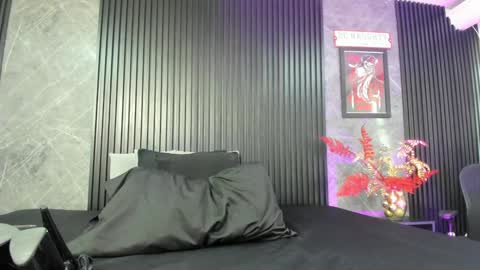 Snapshot of bambiiqueen chatting on 22, 12, 2024 Bambi online show from 22, 12, 2024