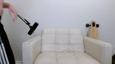 Snapshot of bananacurvesleft chatting on 7, 6, 2026 bananacurvesleft online show from 7, 6, 2026