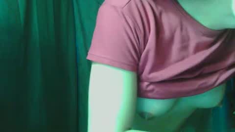 Snapshot of baninay810654 chatting on 13, 2, 2026 baninay810654 online show from 13, 2, 2026