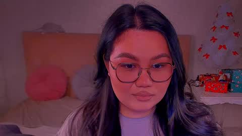 Barbie Kim online show from 2, 2, 2025