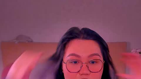 Barbie Kim online show from 21, 2, 2025