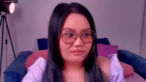 Barbie Kim online show from 15, 12, 2025