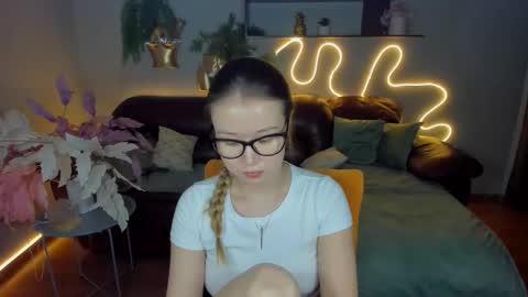 Snapshot of barbaramiles chatting on 5, 12, 2024 Barbara online show from 5, 12, 2024