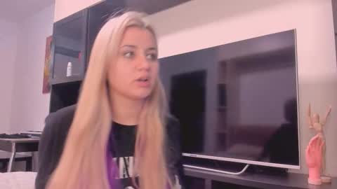 barbarasiren online show from 30, 10, 2025