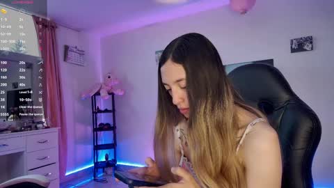 Snapshot of barbie20_ chatting on 11, 5, 2026 sexy Barbie online show from 11, 5, 2026