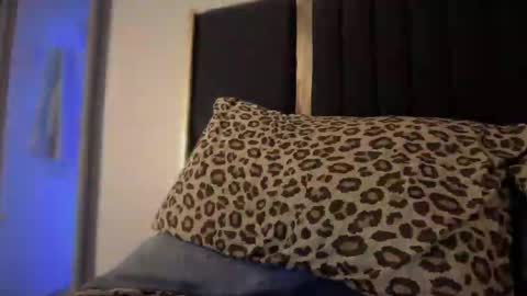 A I K O online show from 27, 9, 2025