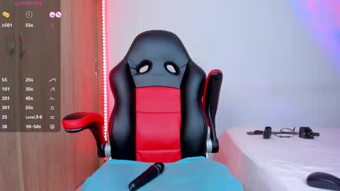 Nicolle  online show from 22, 2, 2026