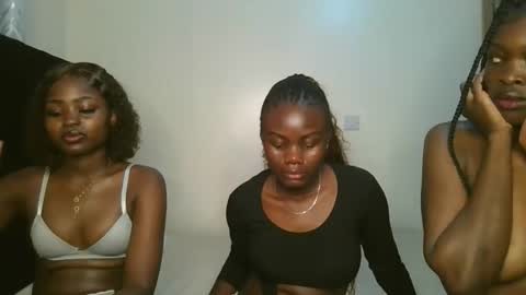 queen online show from 20, 10, 2025