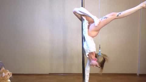 Eva online show from 6, 3, 2025