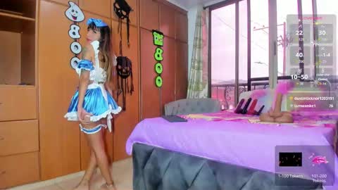 Snapshot of barbiefoxx chatting on 2, 10, 2025 Barbiefoxx online show from 2, 10, 2025