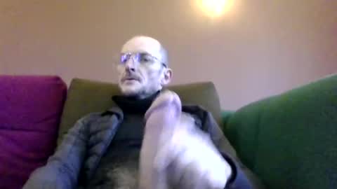 Snapshot of basiccamguy chatting on 22, 1, 2025 basiccamguy online show from 22, 1, 2025