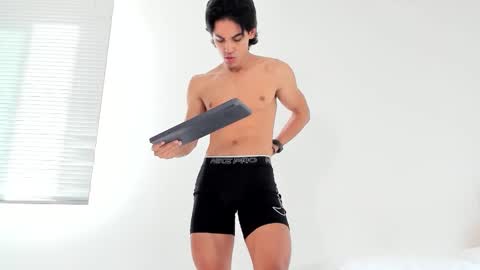 Bastian Maalouf  online show from 7, 10, 2025