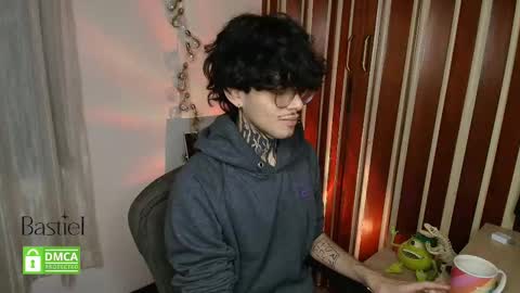 Bastiel online show from 19, 9, 2025