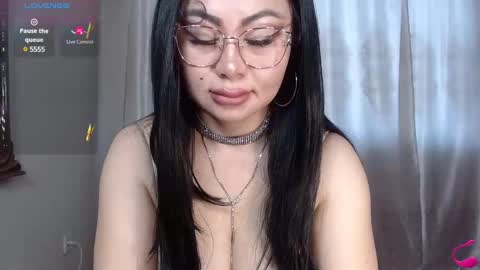 Snapshot of batari_giya chatting on 19, 2, 2025 Lara online show from 19, 2, 2025