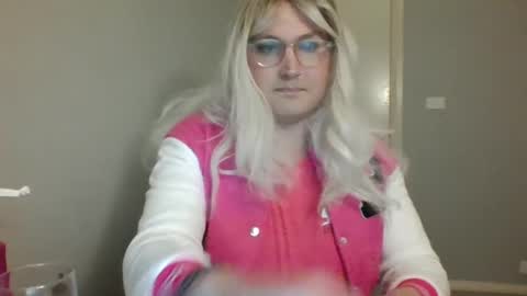 Snapshot of bawblejam chatting on 14, 2, 2025 BjBambi online show from 14, 2, 2025