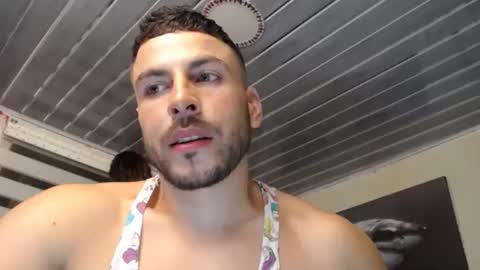 Snapshot of bayron_fiit chatting on 1, 6, 2026 Bayron Rodriguez online show from 1, 6, 2026