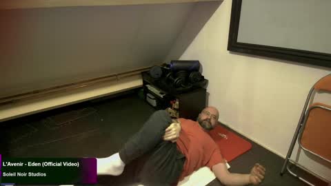 bazzz_8 online show from 19, 1, 2025