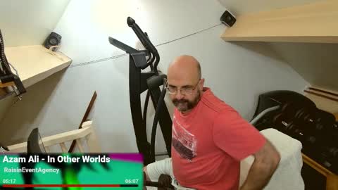 bazzz_8 online show from 8, 10, 2025