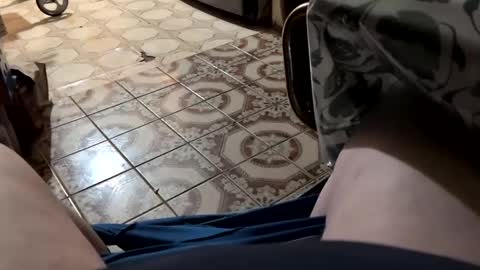 Snapshot of bb_drew chatting on 13, 10, 2025 bb_drew online show from 13, 10, 2025