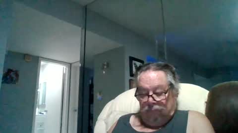 Single Grandpa in Florida. Love to C2C and have Fun Privately online show from 23, 6, 2026