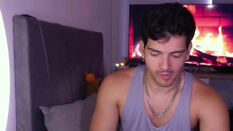 Snapshot of bbbeachboy chatting on 15, 2, 2026 Valentino online show from 15, 2, 2026