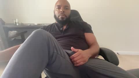 Snapshot of bbcfun44 chatting on 24, 4, 2026 Zaddy online show from 24, 4, 2026