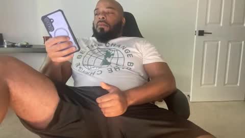 Snapshot of bbcfun44 chatting on 25, 5, 2026 Zaddy online show from 25, 5, 2026