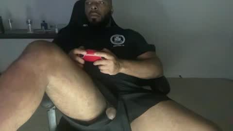 Snapshot of bbcfun44 chatting on 12, 6, 2026 Zaddy online show from 12, 6, 2026