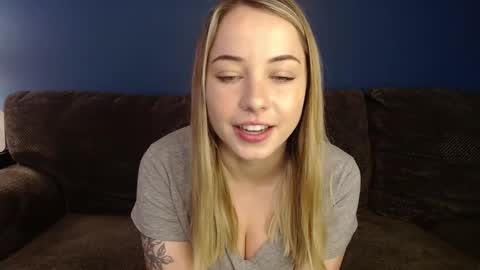 Snapshot of bbgirlnextdoor chatting on 10, 11, 2025 bbgirlnextdoor online show from 10, 11, 2025